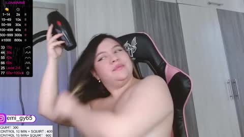 Snapshot of emilyn_grey chatting on October 2, 2025, 3:30 pm Emilyn online show from October 2, 2025, 3:30 pm