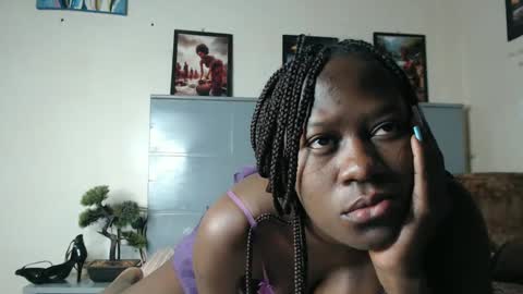 Snapshot of emilyposha chatting on January 6, 2025, 11:31 pm Emilly online show from January 6, 2025, 11:31 pm