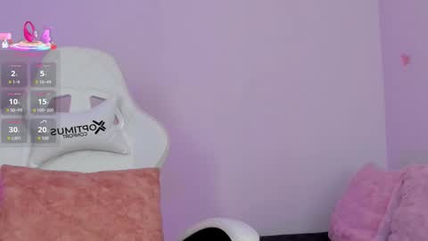 Snapshot of emilyrive chatting on October 25, 2025, 9:20 pm Emily online show from October 25, 2025, 9:20 pm