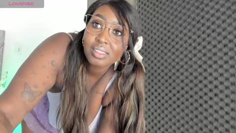 emilyrojas online show from January 18, 2025, 3:49 pm