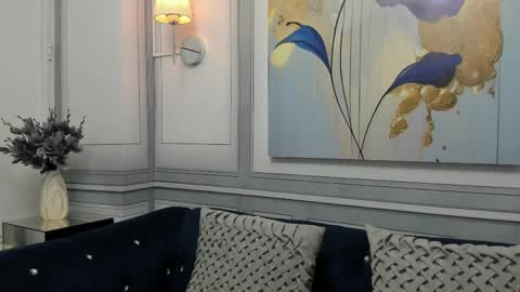 Emily online show from April 11, 2026, 11:25 am