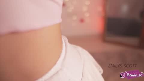 Emy  online show from January 10, 2026, 2:19 pm