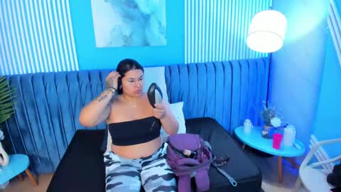 Emily Thyson online show from October 23, 2025, 12:04 pm