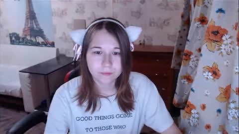 Snapshot of emilyway chatting on December 10, 2024, 12:05 pm emilyway online show from December 10, 2024, 12:05 pm
