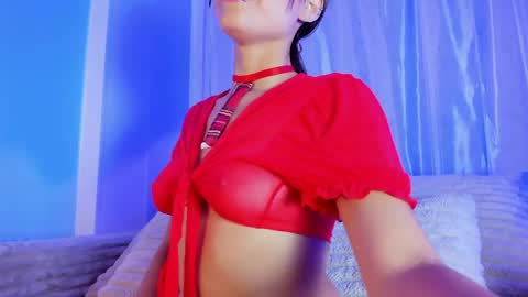 Snapshot of emilywithe_ chatting on April 30, 2026, 11:20 pm online show from April 30, 2026, 11:20 pm