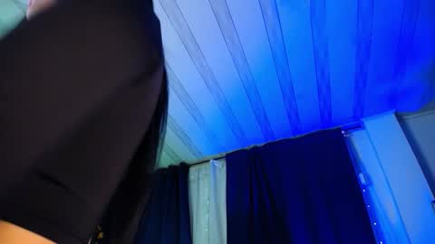 Emily  online show from December 16, 2025, 3:22 am