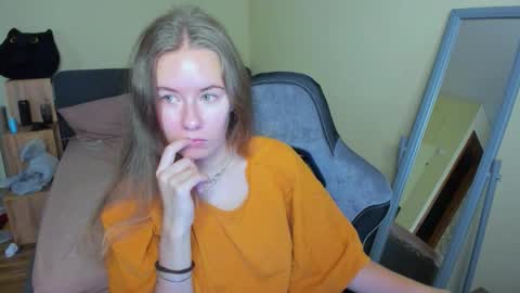 Emily online show from September 20, 2025, 9:10 am