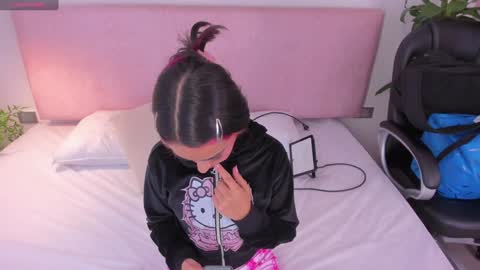 Emily Bank online show from December 21, 2024, 4:19 am