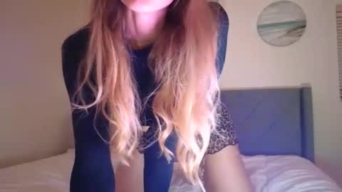 Snapshot of emilyy_miller chatting on October 2, 2025, 1:56 am emilly online show from October 2, 2025, 1:56 am