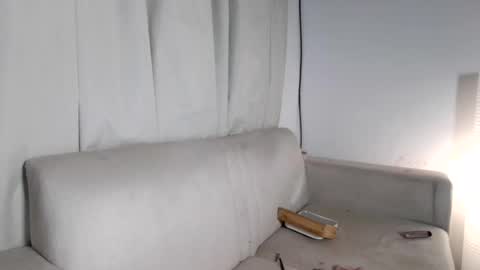 emma______1996 online show from July 18, 2026, 10:08 am