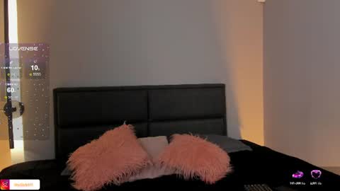 Snapshot of emma__clark__ chatting on July 10, 2026, 8:33 pm Emma Clark online show from July 10, 2026, 8:33 pm