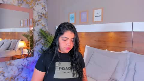 Snapshot of emma_bakker_ chatting on February 3, 2026, 7:02 am Emma online show from February 3, 2026, 7:02 am