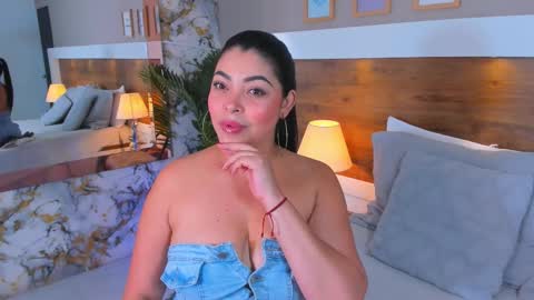 Snapshot of emma_bakker_ chatting on February 21, 2026, 7:09 am Emma online show from February 21, 2026, 7:09 am