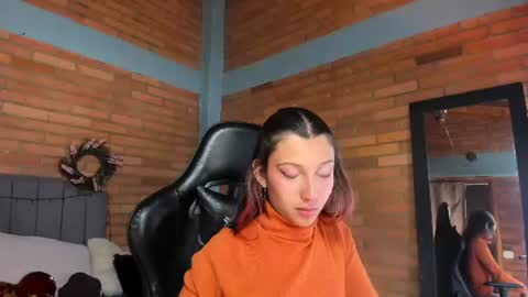 Hey Im EmmaHelp me reach 100 likes online show from June 13, 2026, 7:12 pm