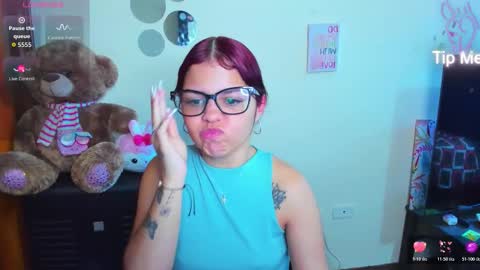 emma_boo_ online show from February 25, 2026, 3:43 pm