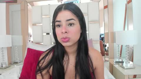 Snapshot of emma_castilloo chatting on March 1, 2025, 8:53 pm Emma Castillo online show from March 1, 2025, 8:53 pm