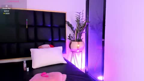 Emma online show from March 22, 2026, 2:48 am