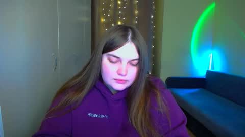 Eva online show from November 5, 2025, 7:08 am