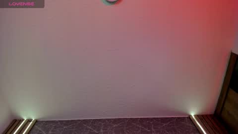 Snapshot of emma_ford1 chatting on December 15, 2024, 2:16 pm Emma online show from December 15, 2024, 2:16 pm