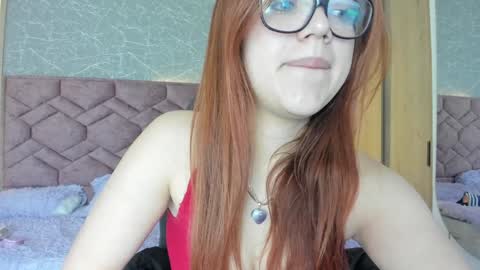 Snapshot of emma_ford1 chatting on February 8, 2025, 5:50 pm Emma online show from February 8, 2025, 5:50 pm