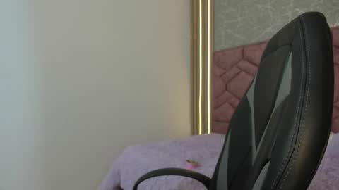 Snapshot of emma_ford1 chatting on February 11, 2025, 11:21 am Emma online show from February 11, 2025, 11:21 am
