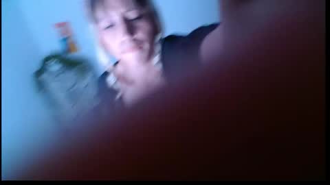 Emma jan  online show from November 29, 2025, 4:48 am