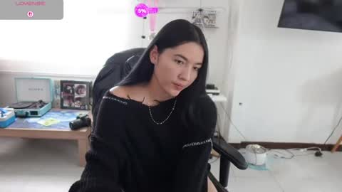 emma_johnson_ online show from June 23, 2026, 4:27 pm