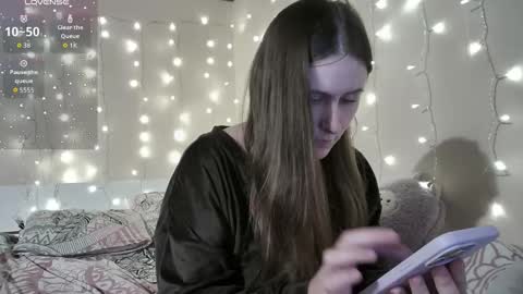 emma_just online show from December 18, 2025, 6:36 pm