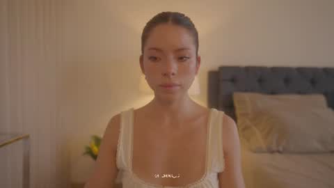 emma_lu1 online show from July 16, 2026, 9:10 pm