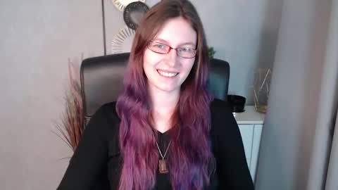 Snapshot of emma_lust94 chatting on January 6, 2025, 9:41 am emma online show from January 6, 2025, 9:41 am
