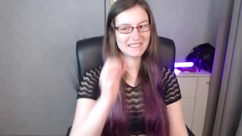 emma online show from October 23, 2025, 7:07 am