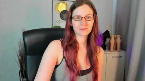 emma online show from May 18, 2026, 5:35 am