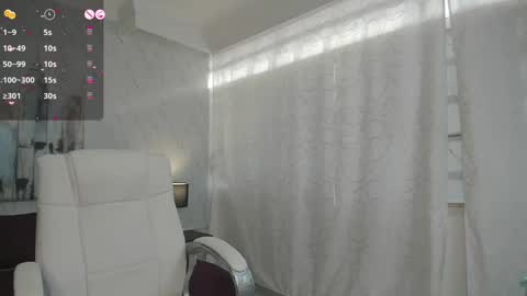 Snapshot of emma_mendoza chatting on January 29, 2025, 12:13 pm Emma online show from January 29, 2025, 12:13 pm