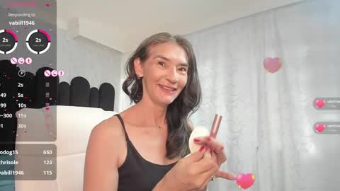Snapshot of emma_mendoza chatting on February 9, 2025, 3:01 pm Emma online show from February 9, 2025, 3:01 pm