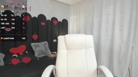 Snapshot of emma_mendoza chatting on February 11, 2025, 3:18 pm Emma online show from February 11, 2025, 3:18 pm