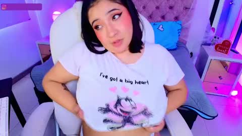 Emma Monserratt online show from October 21, 2025, 8:53 pm