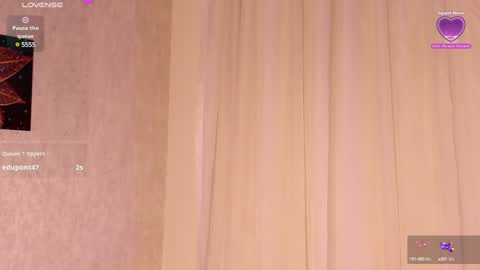 Snapshot of emma_morgann chatting on December 9, 2024, 5:30 pm Emma Morgann online show from December 9, 2024, 5:30 pm