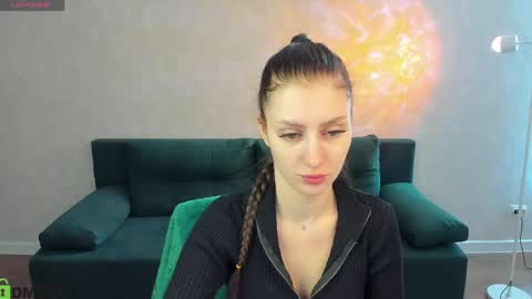 Emma Myer online show from April 15, 2026, 2:18 am
