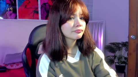 Snapshot of emma_myers1 chatting on January 14, 2025, 3:43 am EMMA online show from January 14, 2025, 3:43 am
