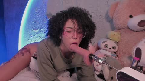Snapshot of emma_nakamura chatting on January 27, 2025, 1:09 pm online show from January 27, 2025, 1:09 pm