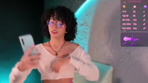     online show from October 16, 2025, 10:05 am