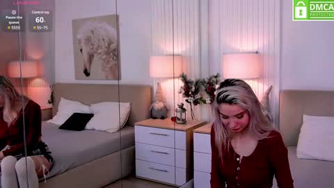 Snapshot of emma_plux chatting on January 20, 2025, 7:15 am Emma online show from January 20, 2025, 7:15 am