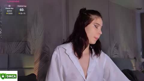 Emma online show from October 28, 2025, 8:07 am