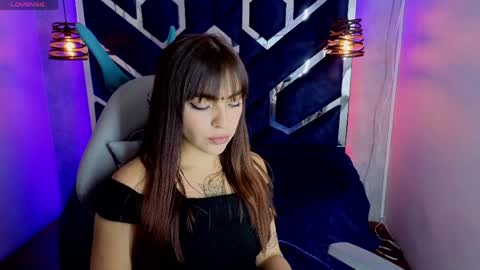 emma_ramone online show from May 28, 2026, 12:57 pm