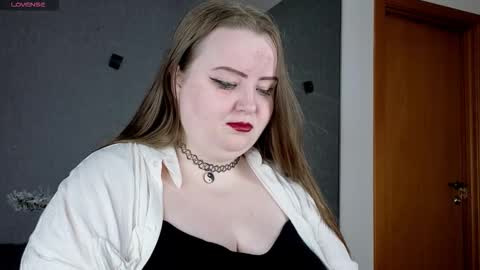 Emma Razumovskaya online show from September 27, 2025, 9:53 pm