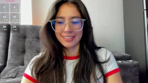 Snapshot of emma_sandovaal chatting on June 16, 2026, 5:48 pm Emma online show from June 16, 2026, 5:48 pm