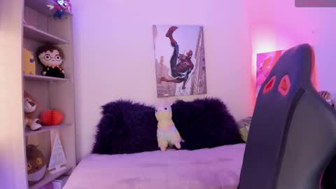 EMMA  online show from January 10, 2026, 2:19 pm