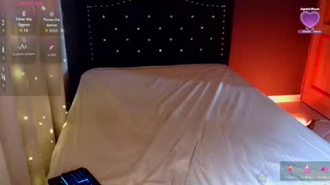 Emma web online show from April 9, 2026, 2:33 pm