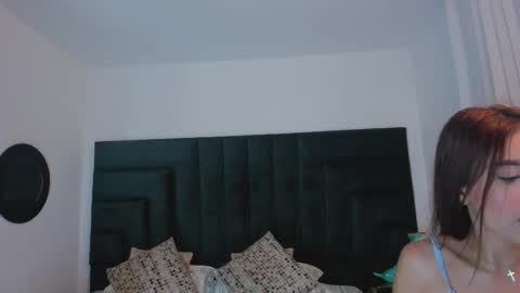 Snapshot of emmacarther chatting on October 26, 2025, 6:03 pm Emma online show from October 26, 2025, 6:03 pm