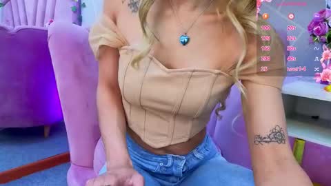 emma cortez online show from November 15, 2025, 11:51 am